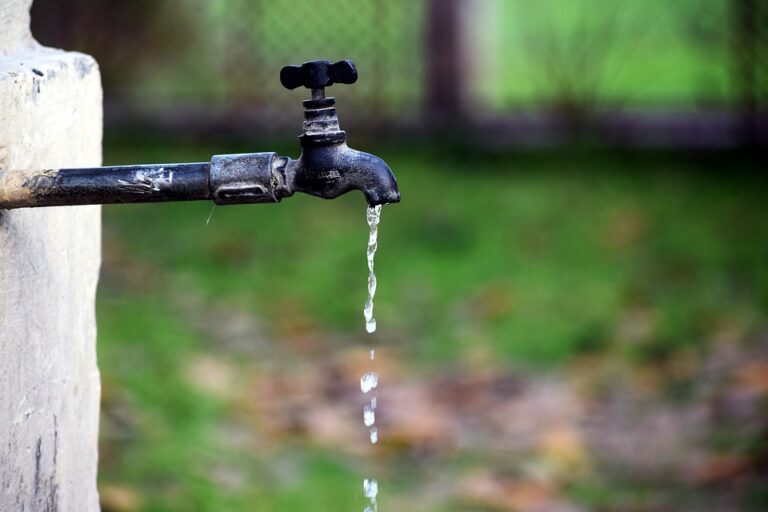 Andora su emergenza acqua potabile: ecco le prossime iniziative per tutelare i diritti dei cittadini danneggiati